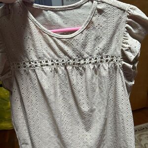 Cream Puff Sleeve Ruffled Blouse